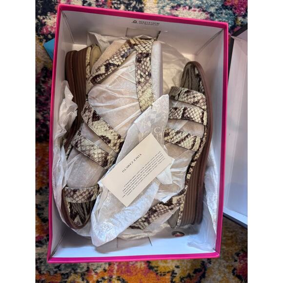 Vince Camuto Resensa Oatmeal Multi Snake Exotic Beige Wedge Shoe Sandal Sz 8W - Picture 10 of 10